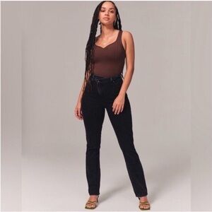 Abercrombie & Fitch Ultra High Rise 90s Slim Straight Jean Crossover 25 Long